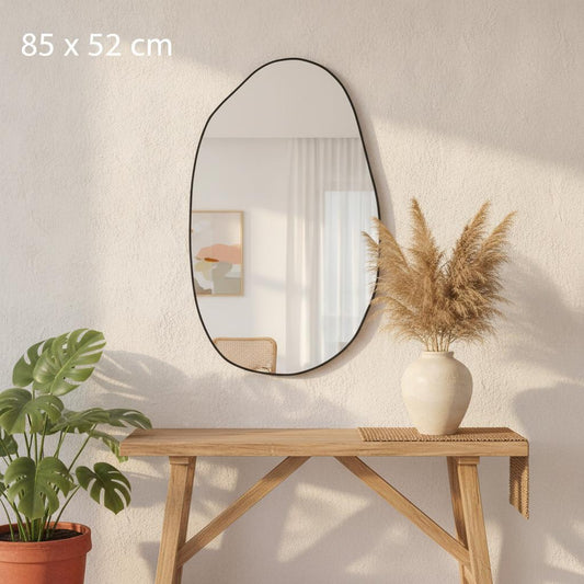 Espejo de Pared Orgánico con Marco Metálico Negro | 85 × 52 cm